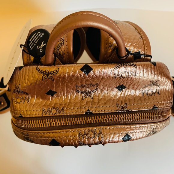 MCM x WIZPAK STUDDED VISETOS BACKPACK LIMITED EDITION WITH DUST BAG main image 4